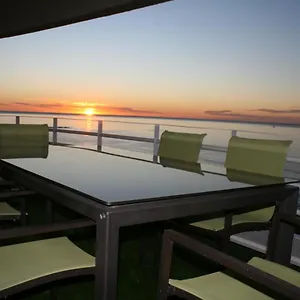  Apartamento En Primera Linea/beachfront