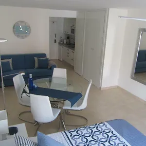  Apartamento Cristianos Studio, Modern, Spacious, Pool,wifi España